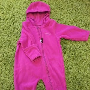 Eddie Bauer fleece infant snowsuit❄️